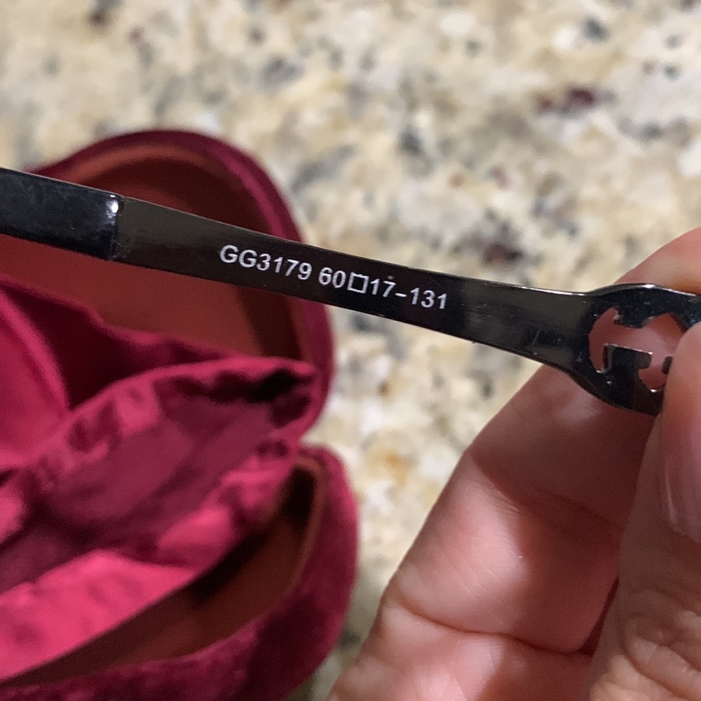 Gucci Aviators - image 7